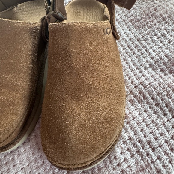 UGG Goldenstar Clog size 6 - Picture 11 of 11